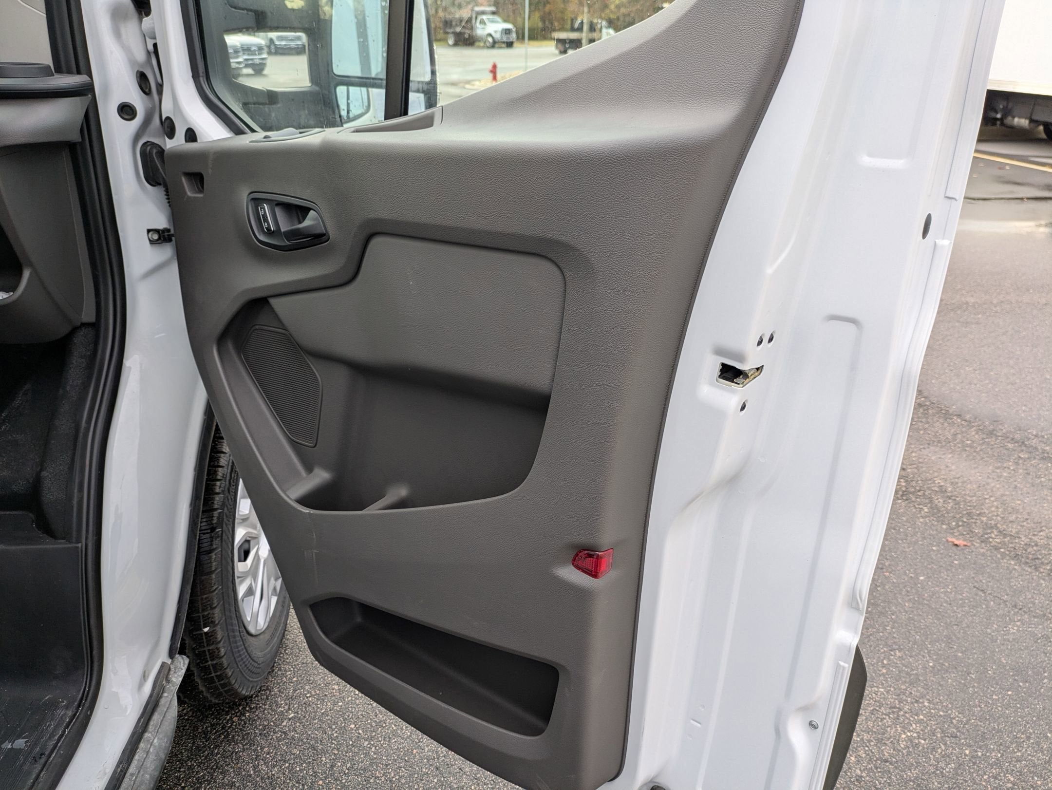 2025 Ford Transit Cutaway Base