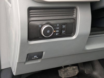 2025 Ford Super Duty F-600 DRW XL