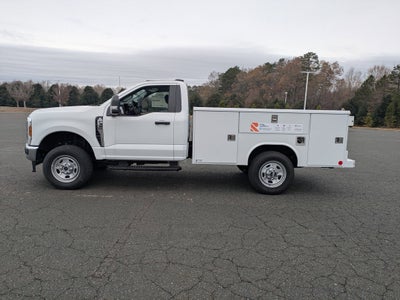 2025 Ford Super Duty F-350 SRW XL