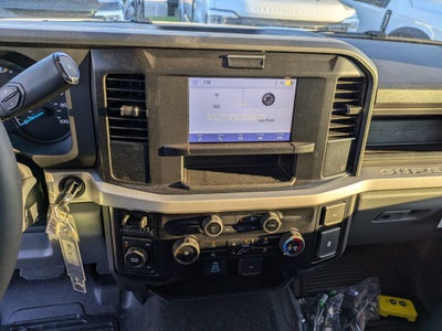 2026 Ford Super Duty F-350 DRW XL