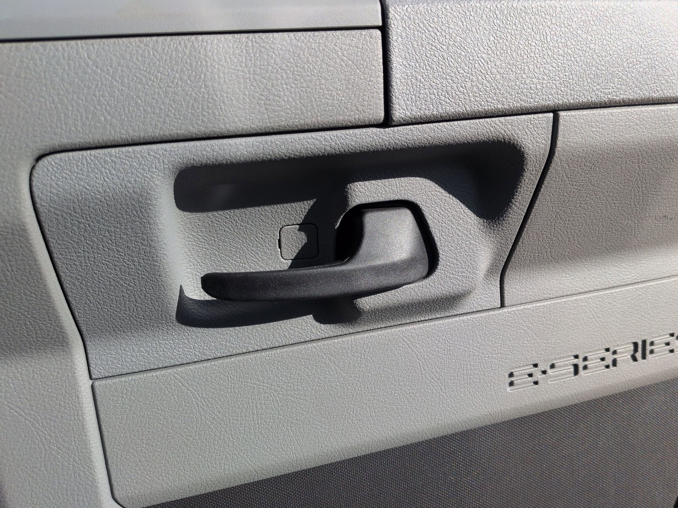 2026 Ford E-Series Cutaway Base