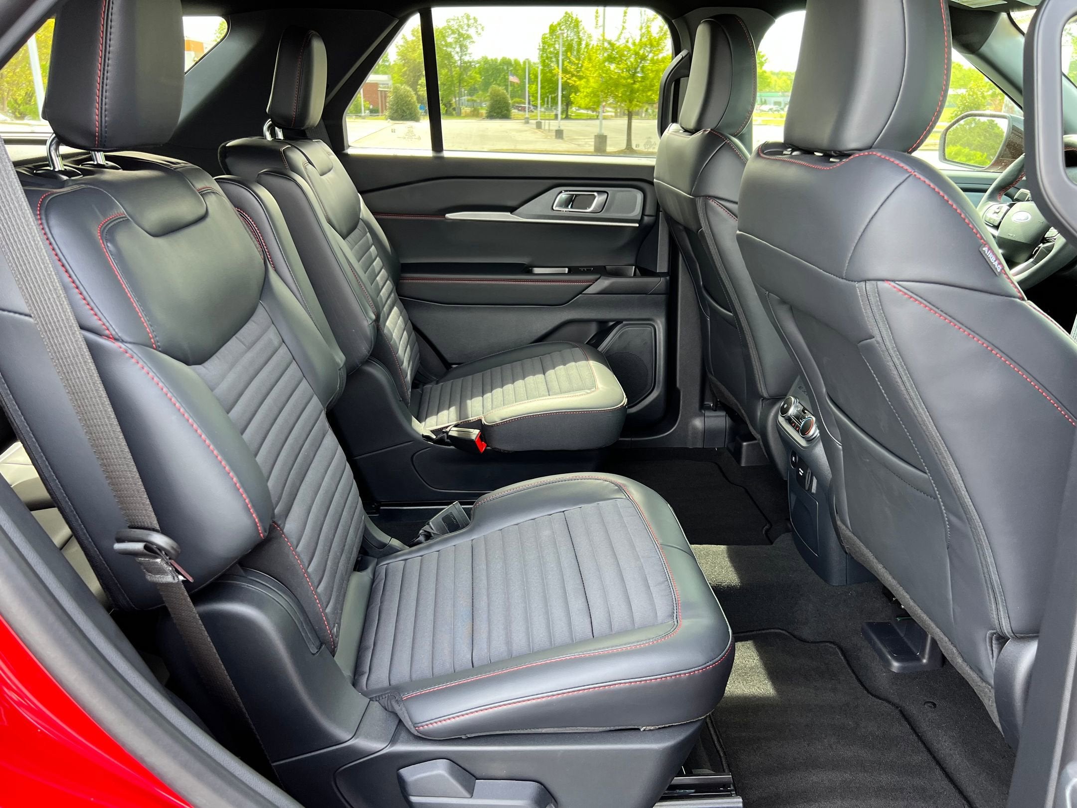 2026 Ford Explorer ST-Line - Crossroads Courtesy Demo