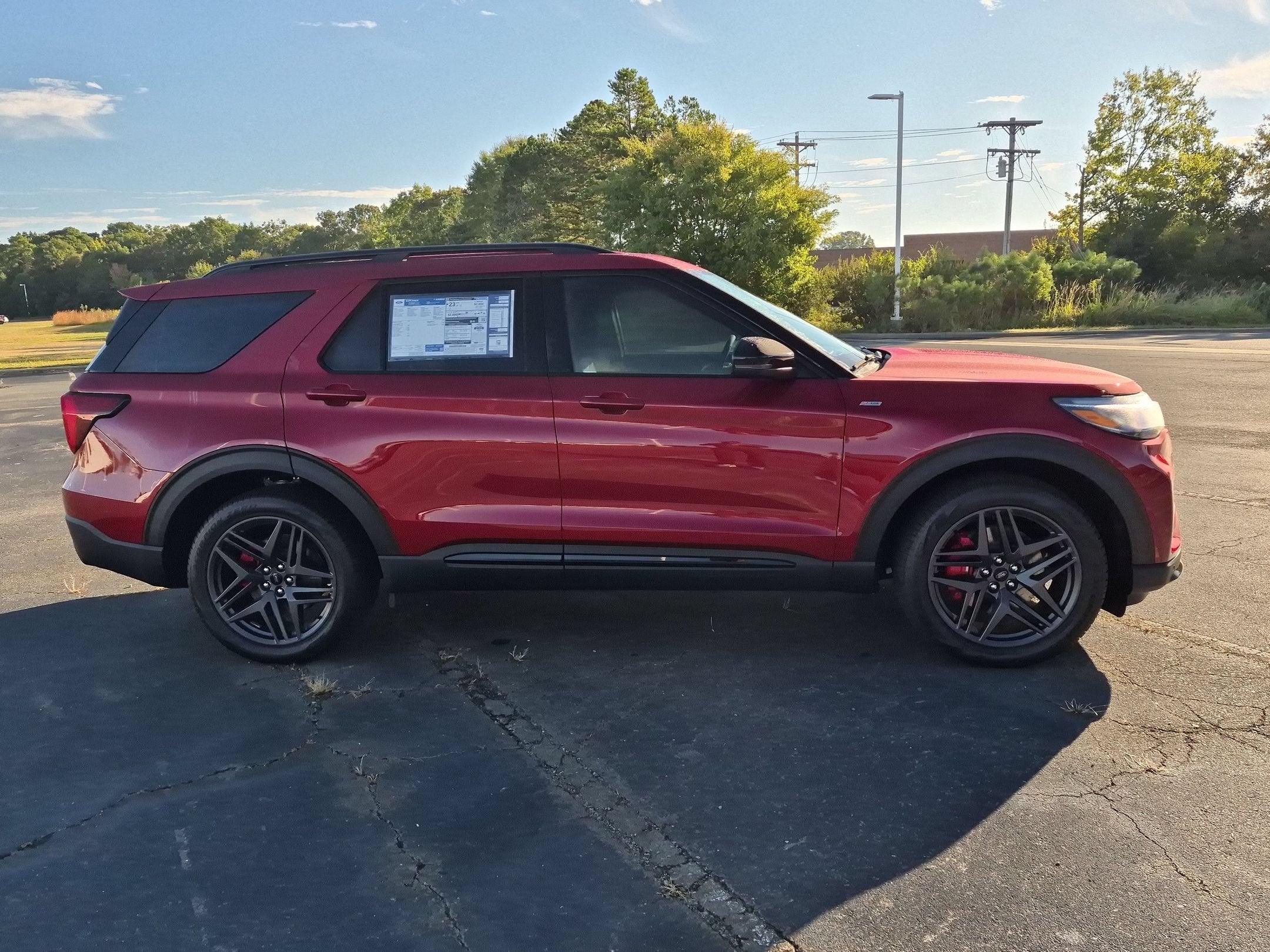 2027 Ford Explorer ST-Line