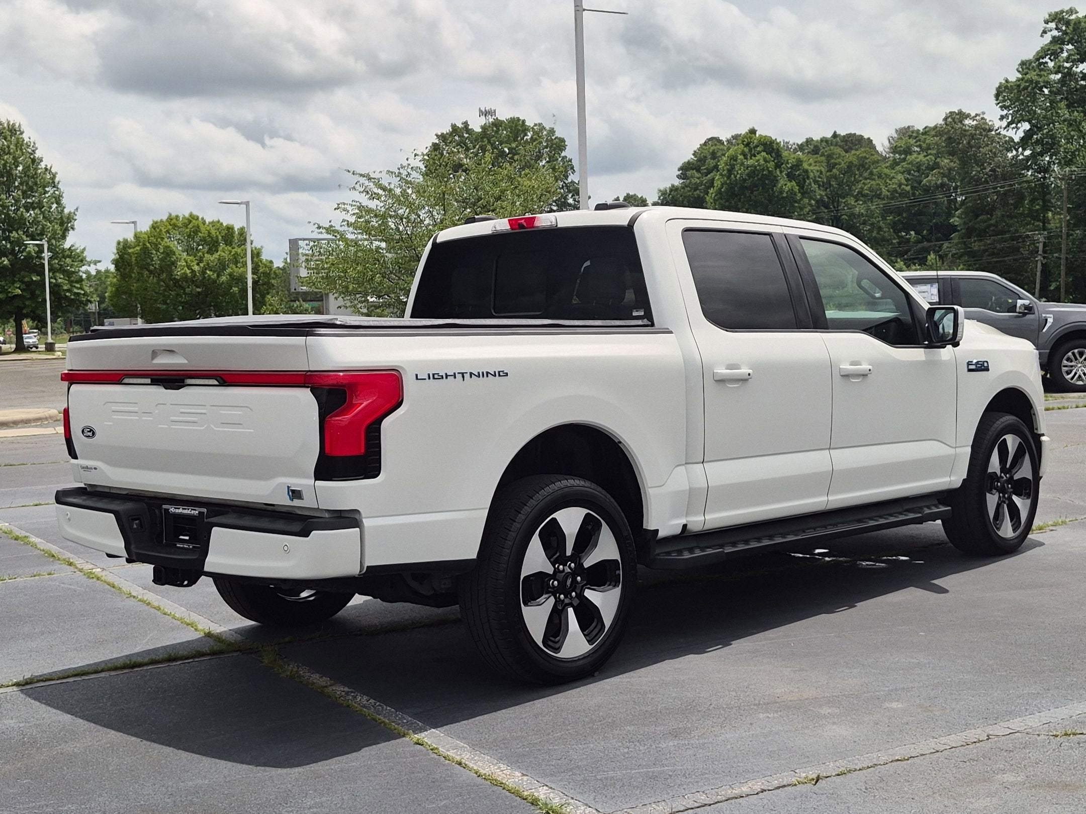 2025 Ford F-150 Lightning Platinum
