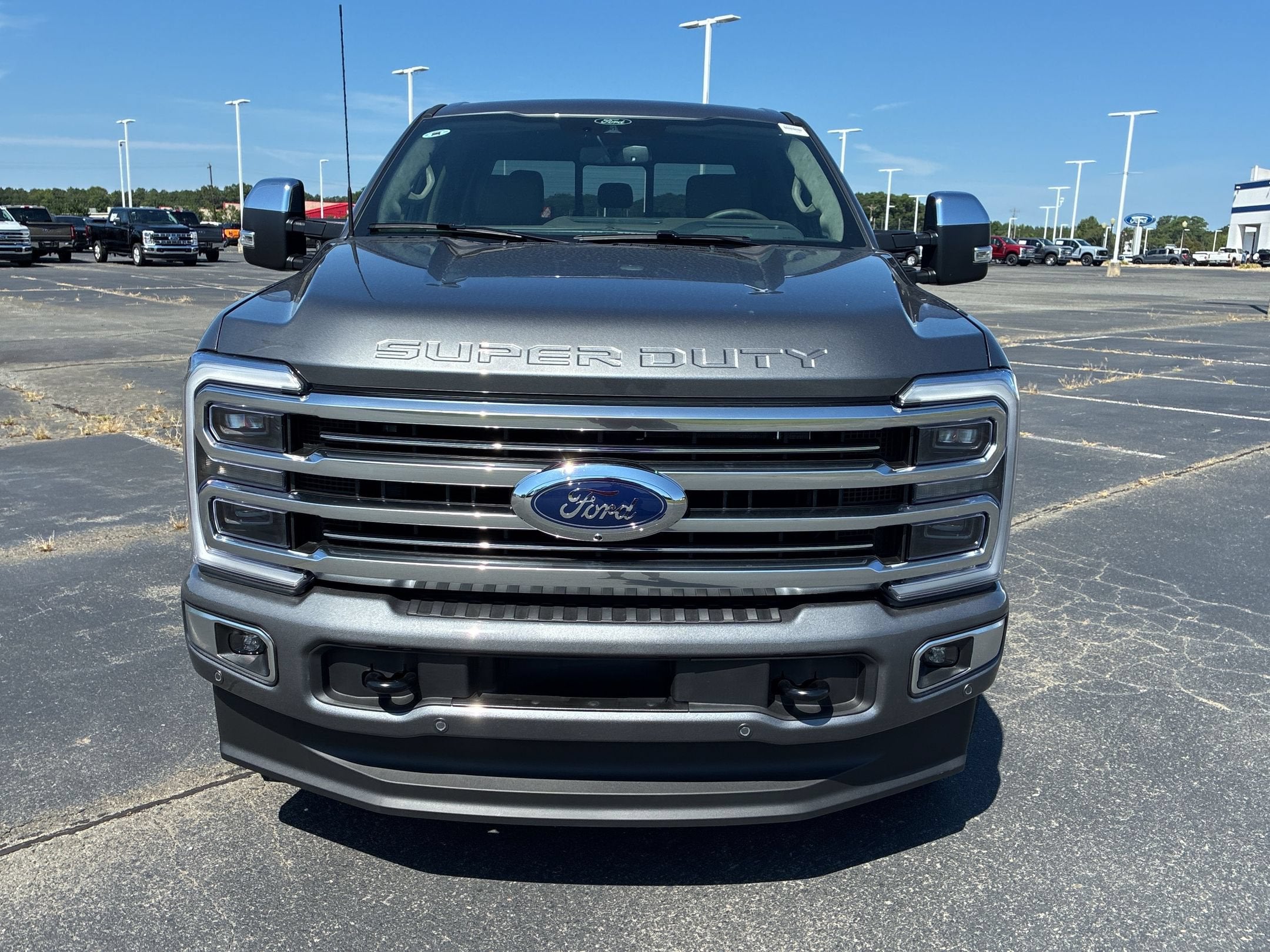 2026 Ford Super Duty F-250 SRW Platinum