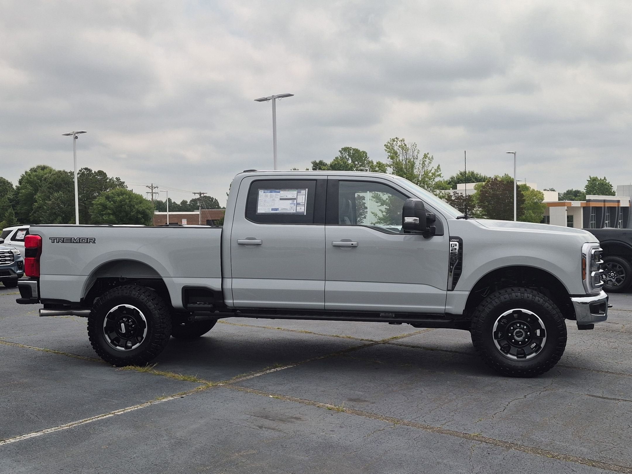 2026 Ford Super Duty F-250 SRW LARIAT
