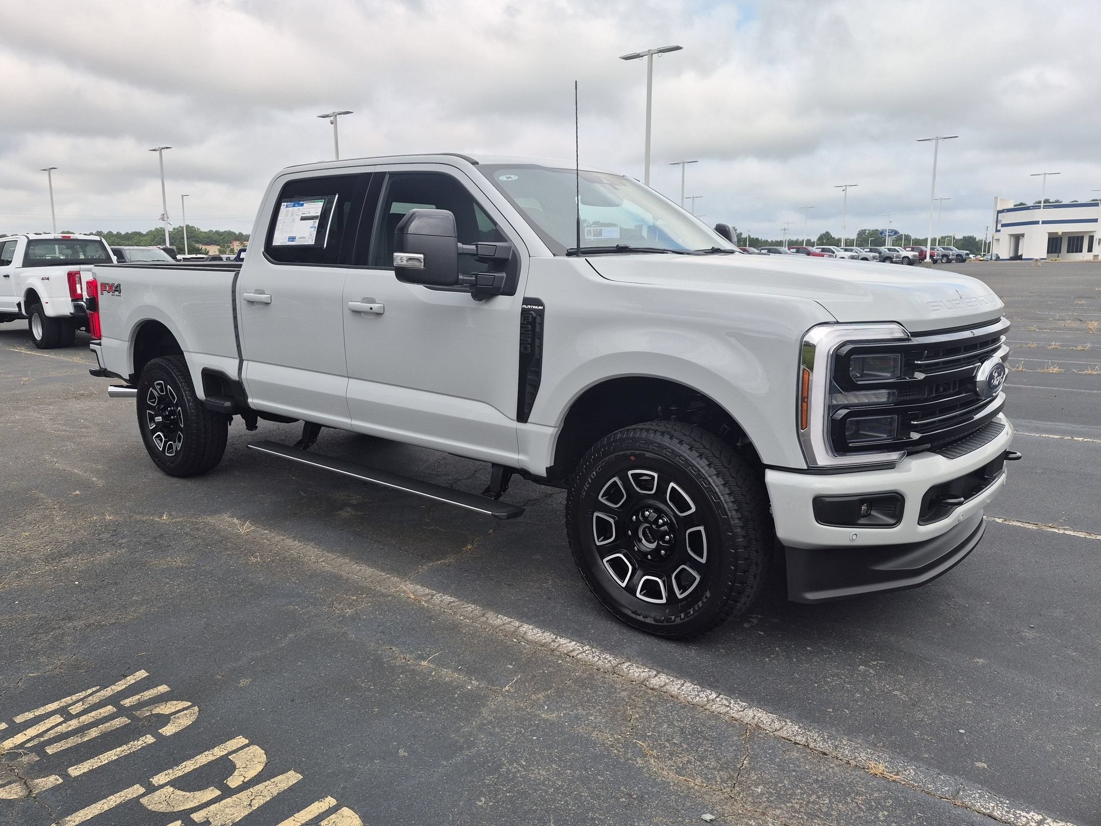2026 Ford Super Duty F-250 SRW Platinum