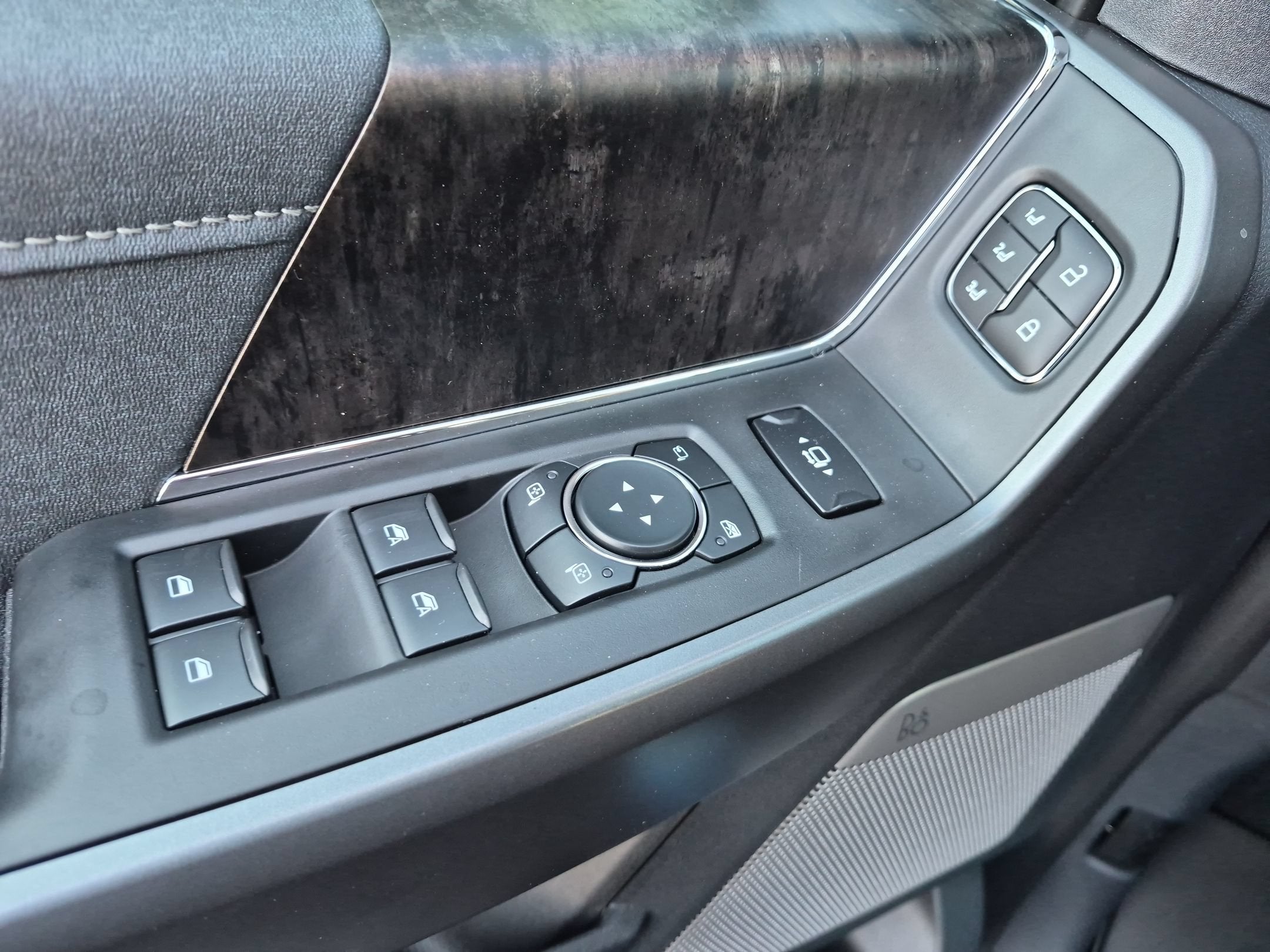 2027 Ford Super Duty F-250 SRW LARIAT
