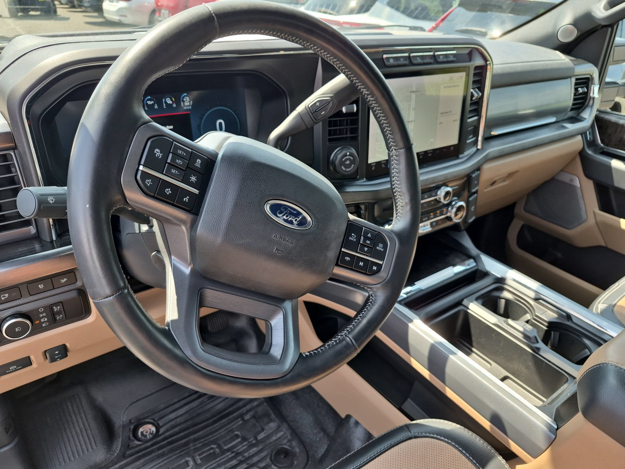 2024 Ford Super Duty F-350 SRW LARIAT