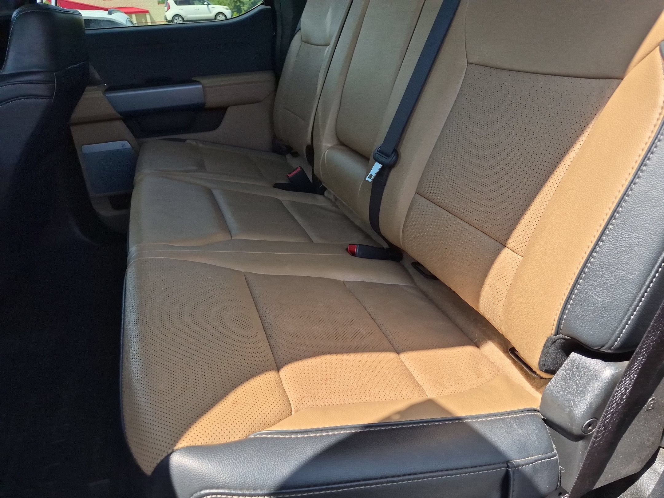 2024 Ford Super Duty F-350 SRW LARIAT