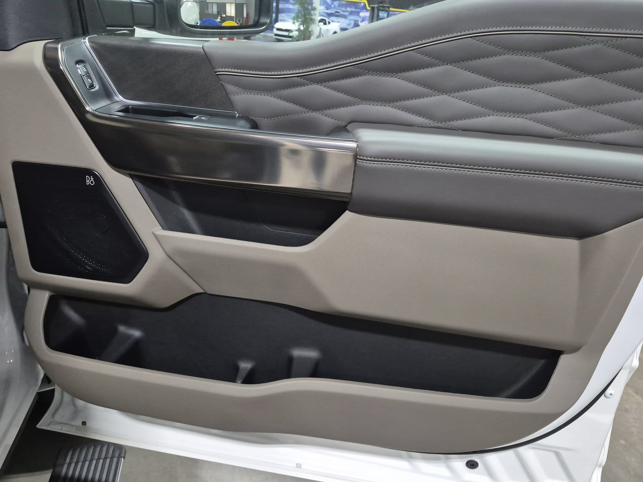 2026 Ford Super Duty F-350 SRW Platinum