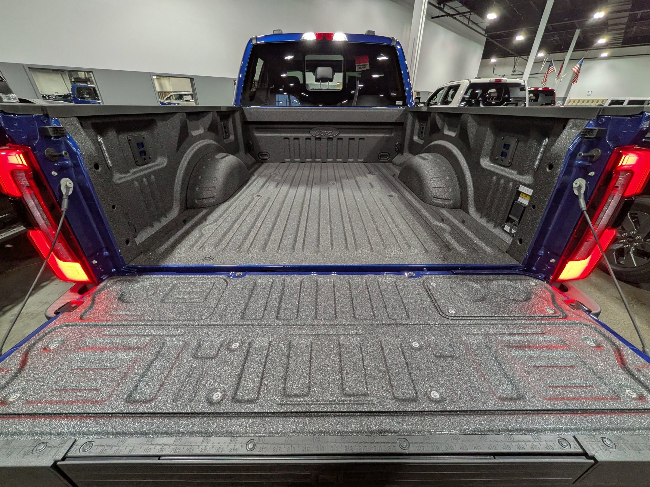 2026 Ford Super Duty F-350 SRW Platinum