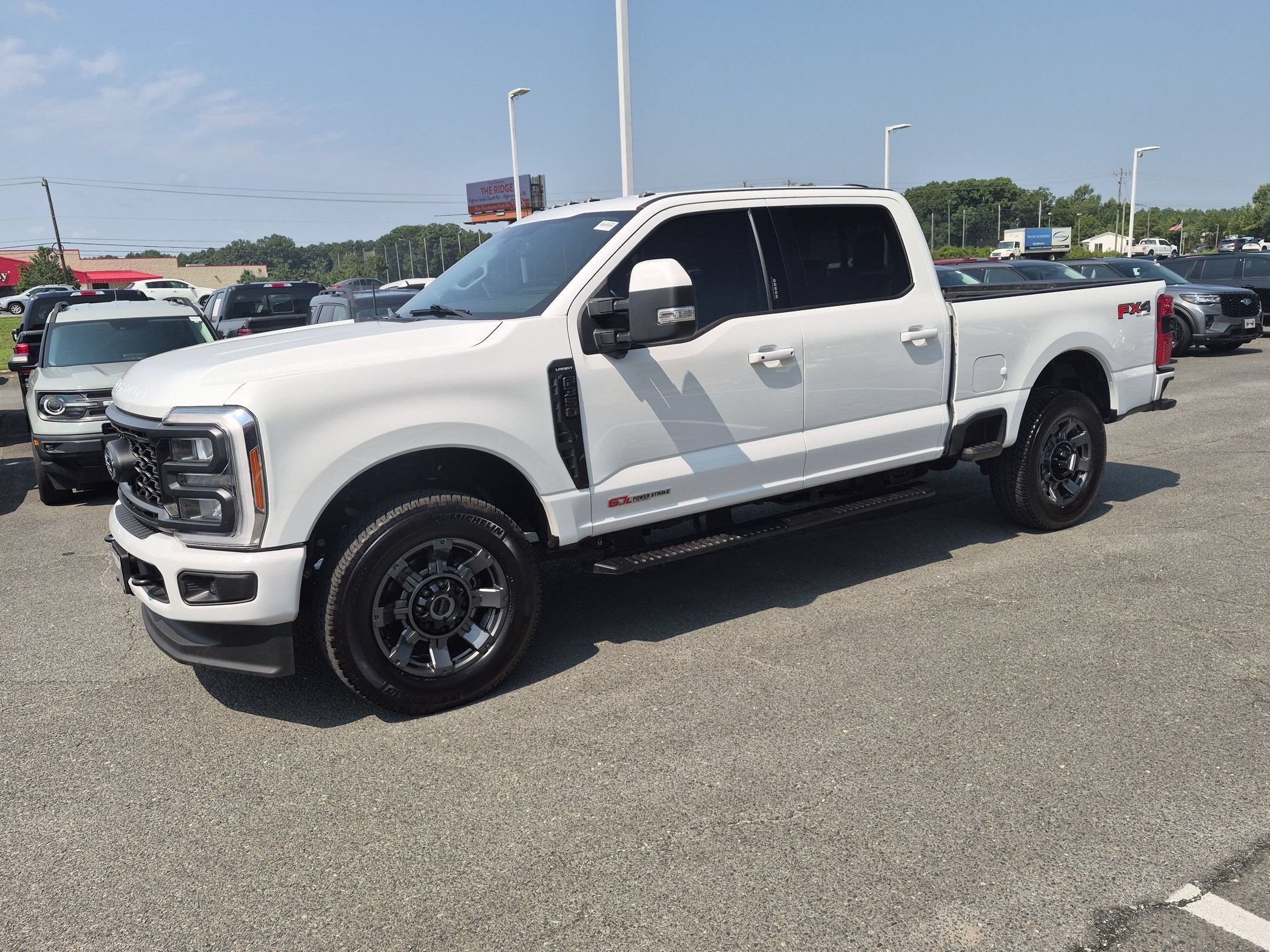 2023 Ford Super Duty F-350 SRW LARIAT