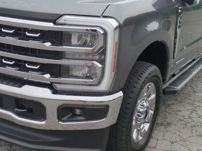 2026 Ford Super Duty F-350 SRW LARIAT