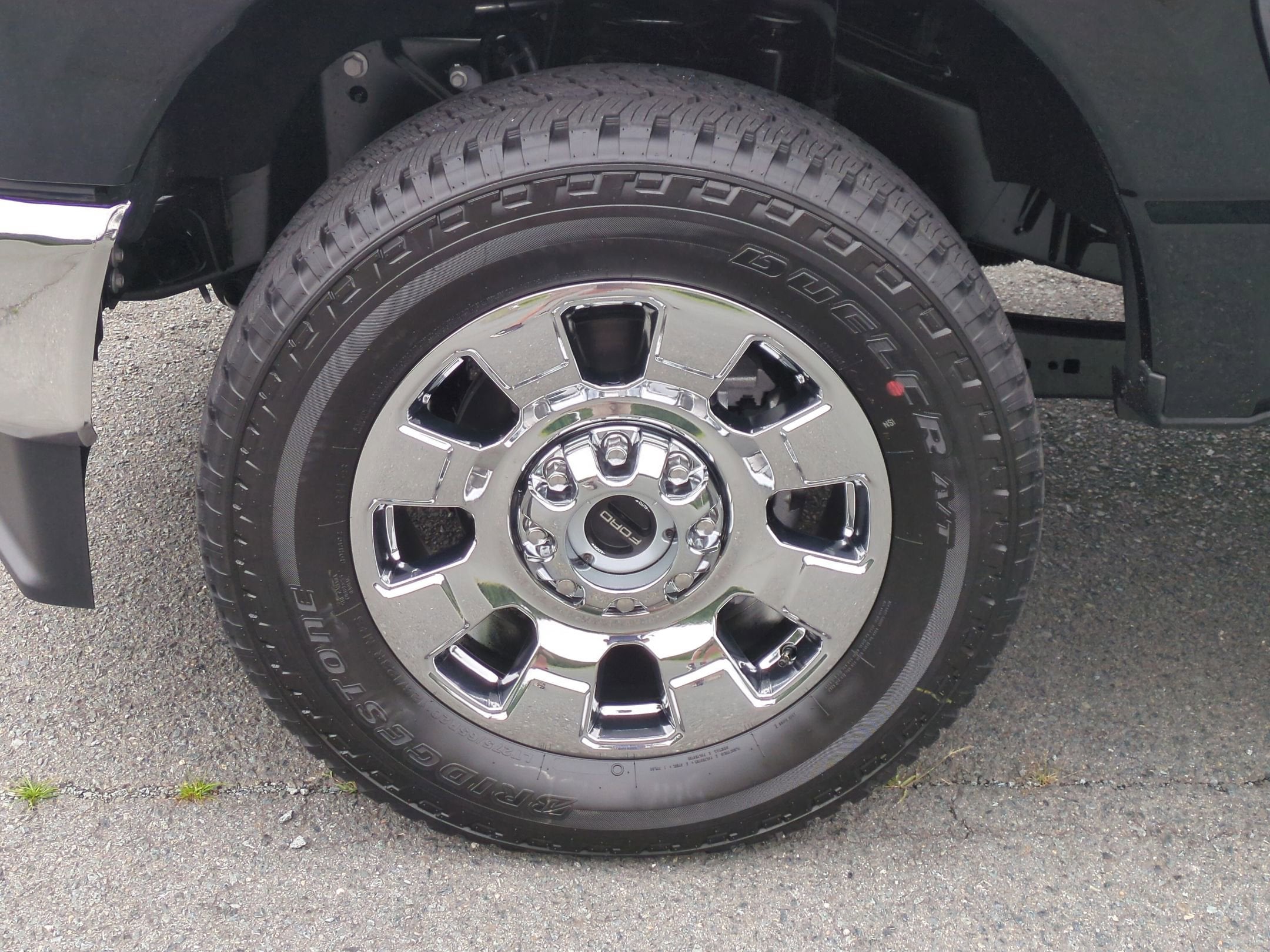 2026 Ford Super Duty F-350 SRW LARIAT