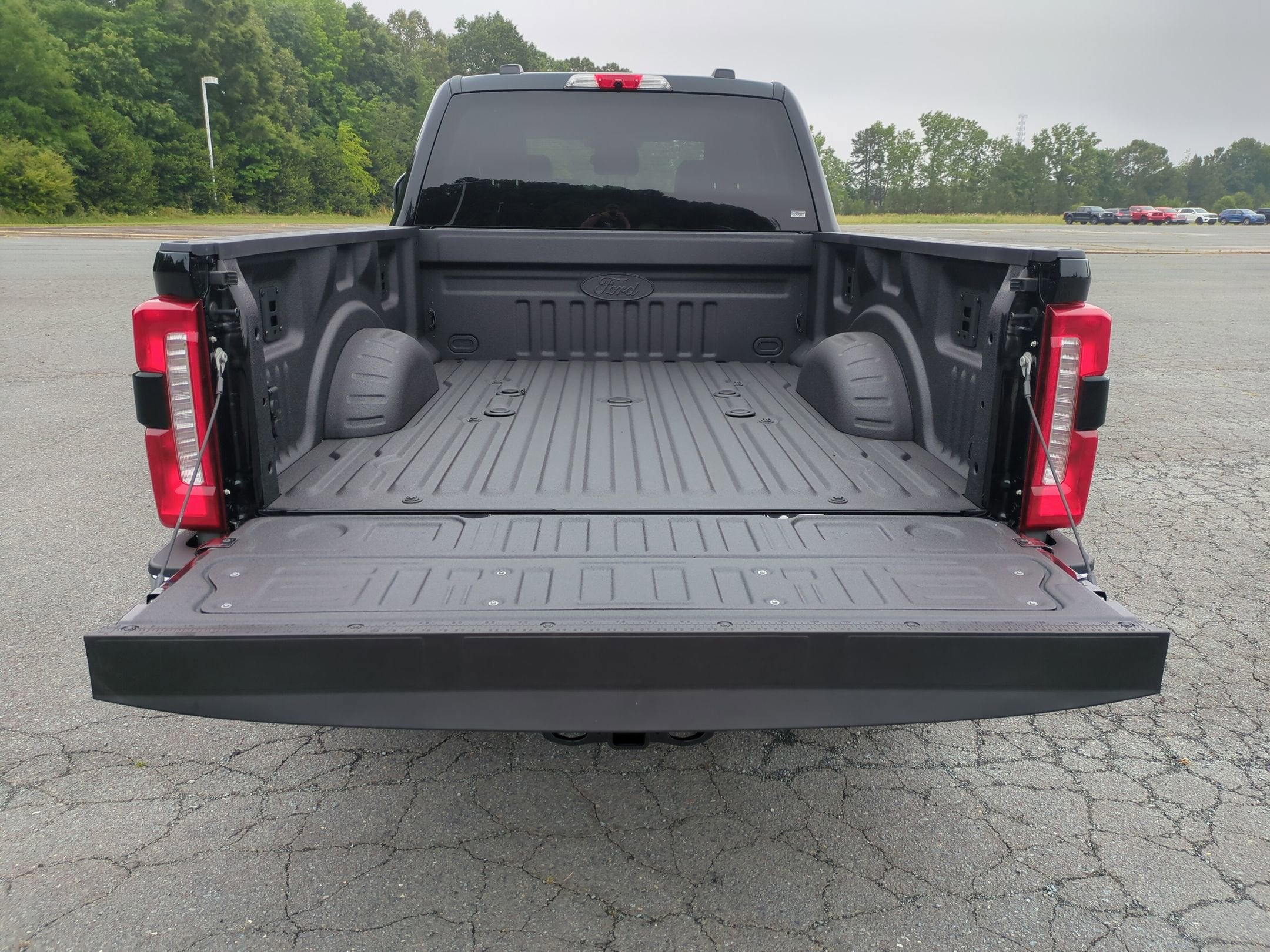 2026 Ford Super Duty F-350 SRW LARIAT