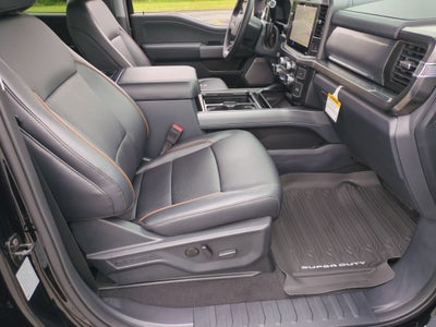 2026 Ford Super Duty F-350 SRW LARIAT