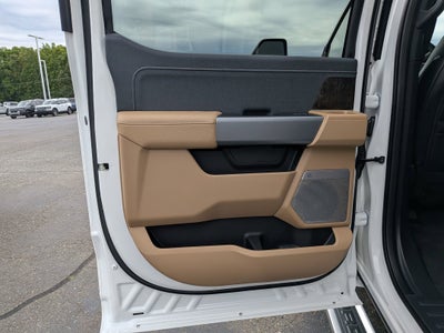 2026 Ford Super Duty F-350 SRW LARIAT