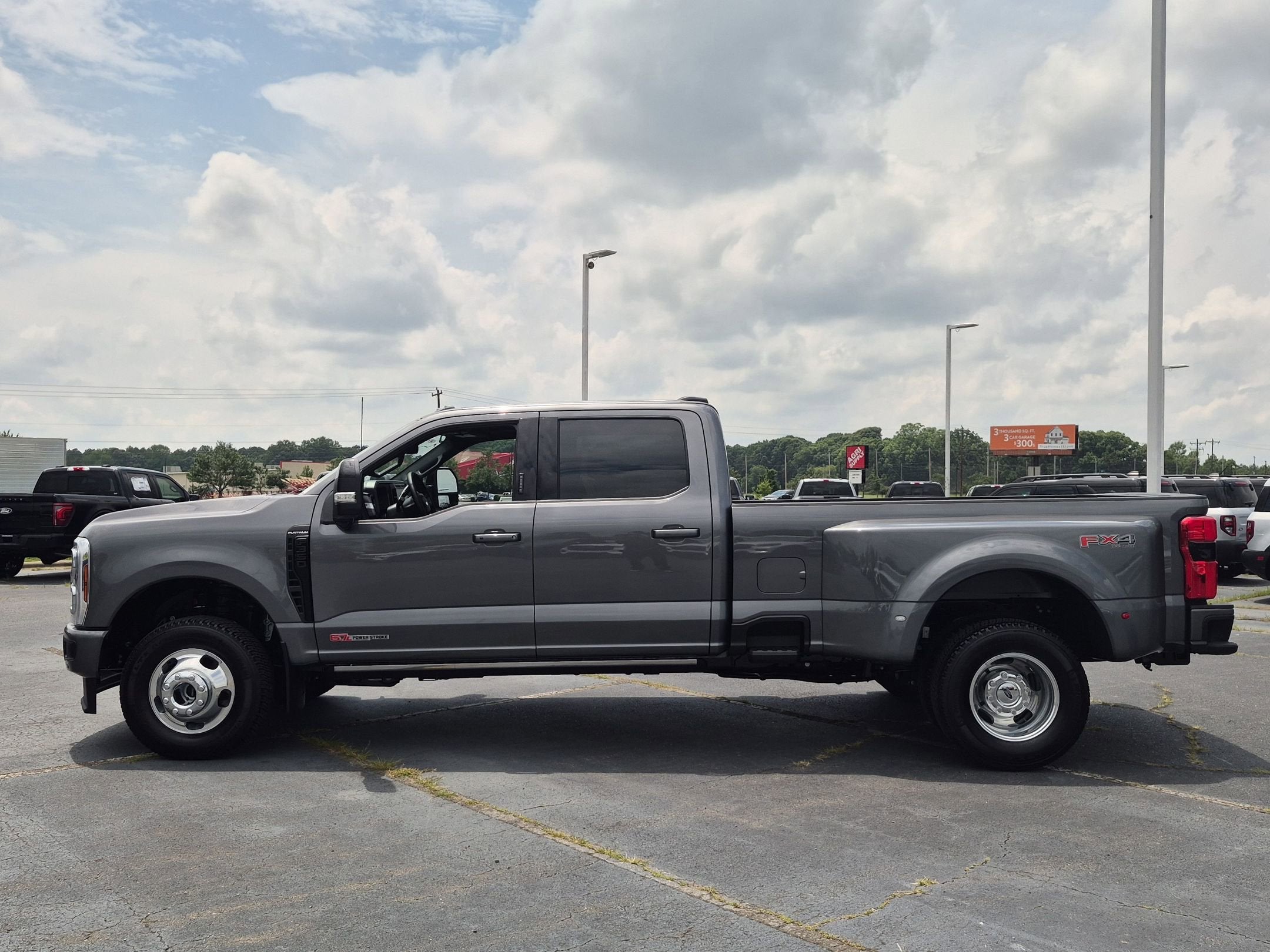 2026 Ford Super Duty F-350 DRW Base