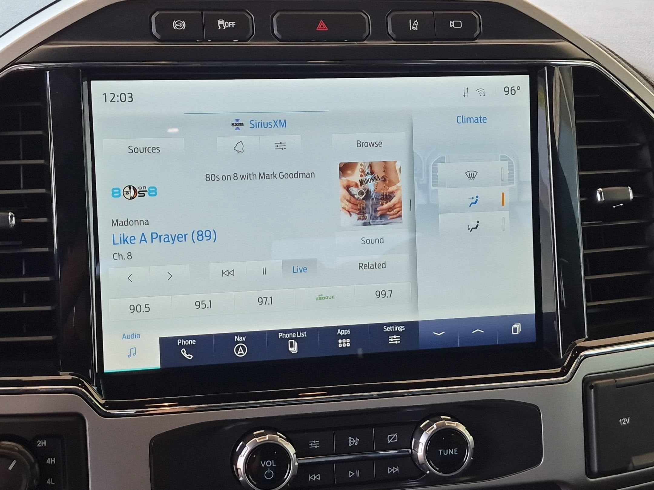 2022 Ford Super Duty F-350 DRW LARIAT