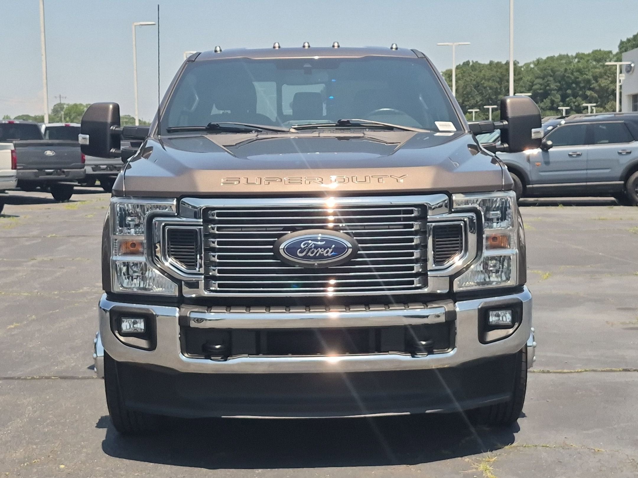 2022 Ford Super Duty F-350 DRW LARIAT