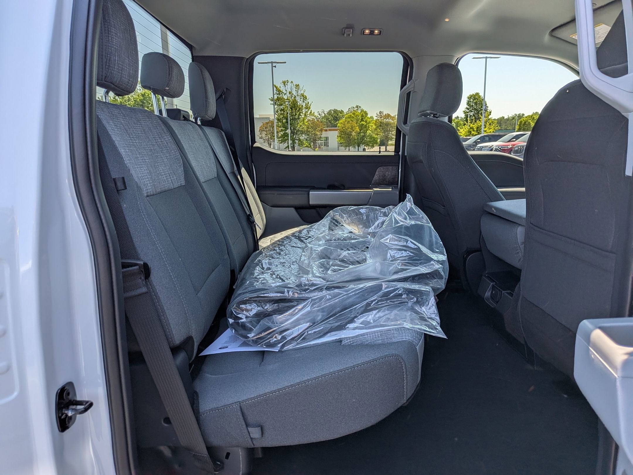 2026 Ford Super Duty F-350 DRW XLT