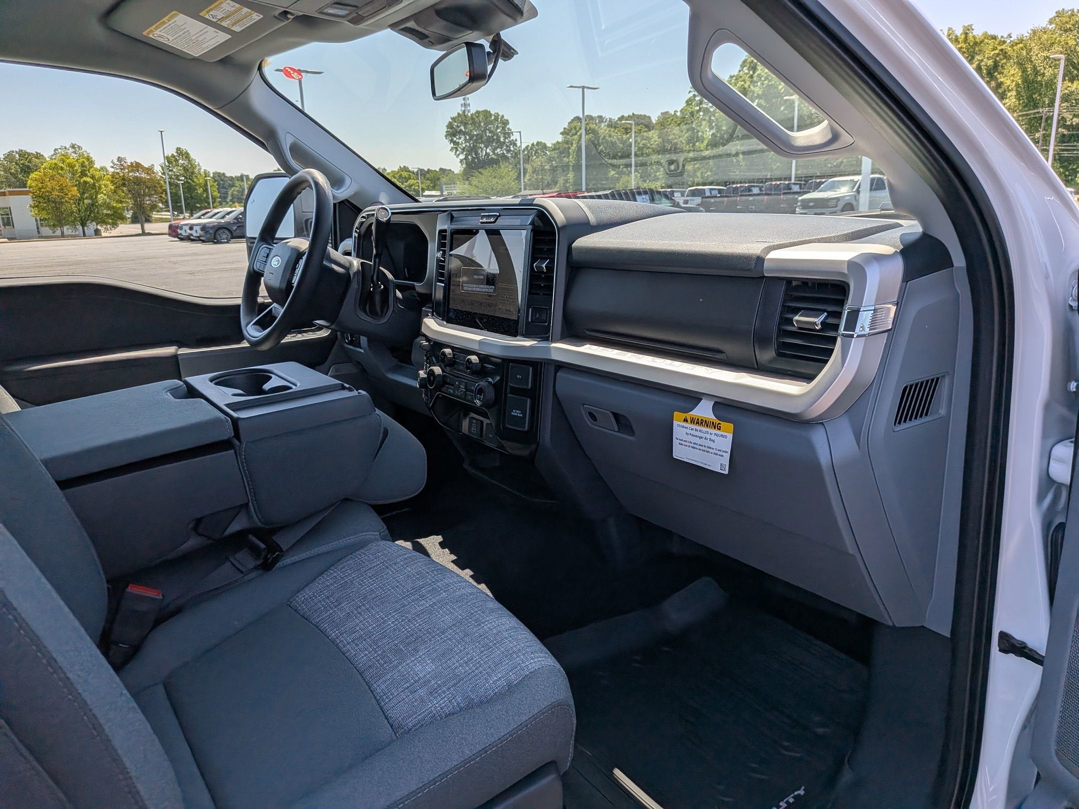 2026 Ford Super Duty F-350 DRW XLT