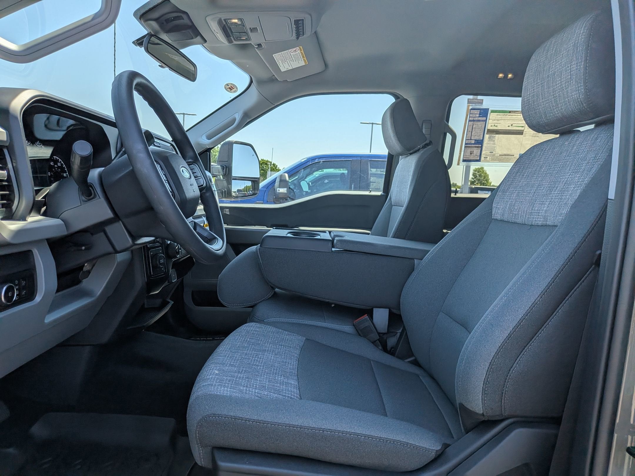 2026 Ford Super Duty F-450 DRW XLT