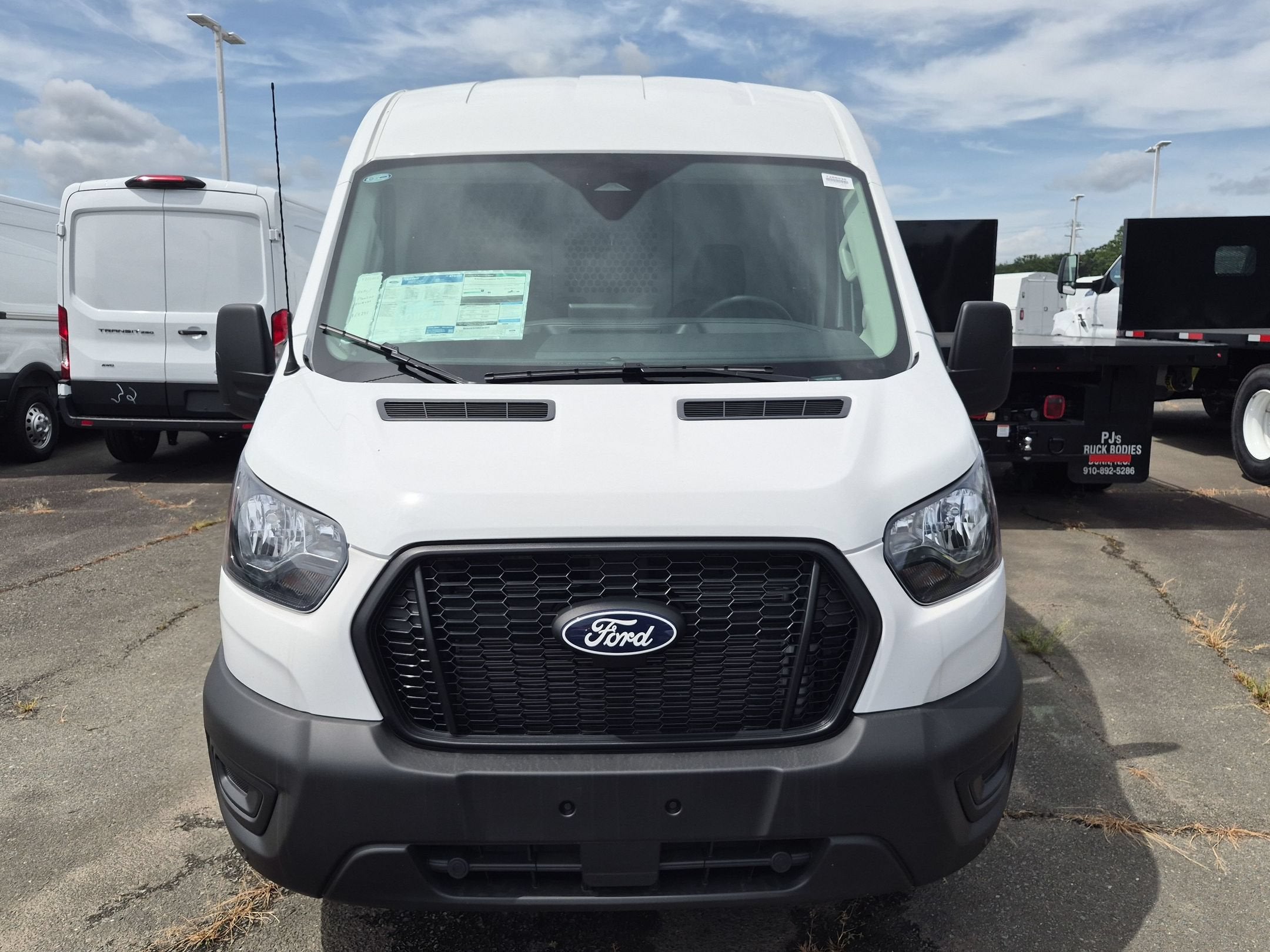 2026 Ford Transit Cargo Van Base