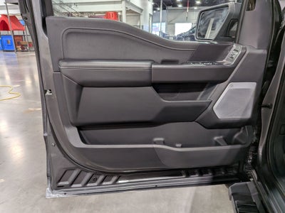 2025 Ford F-150 LARIAT Dark Trail