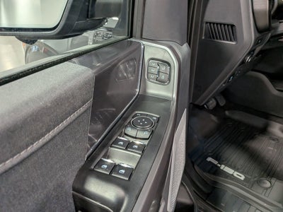 2025 Ford F-150 LARIAT Dark Trail