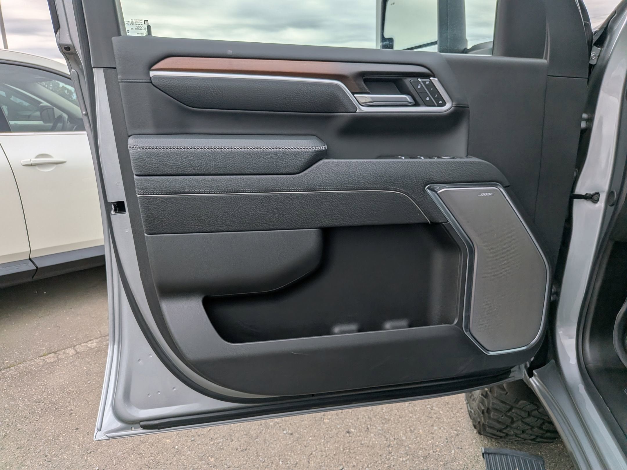 2025 GMC Sierra 2500HD Denali