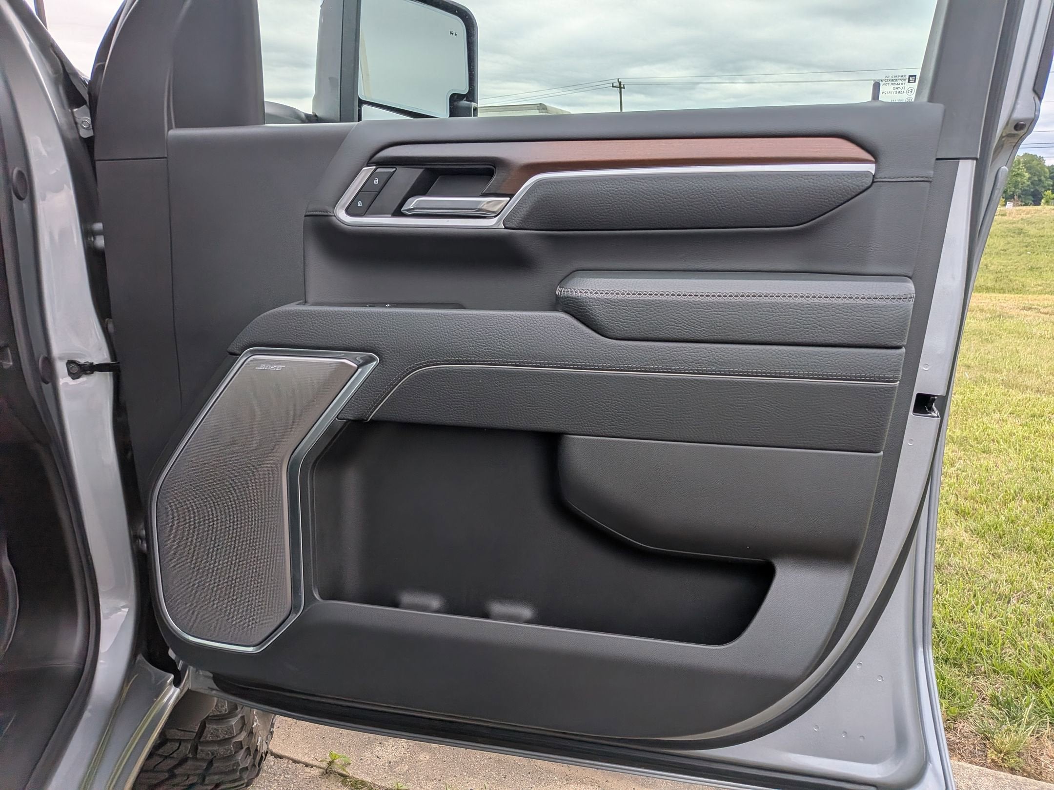 2025 GMC Sierra 2500HD Denali