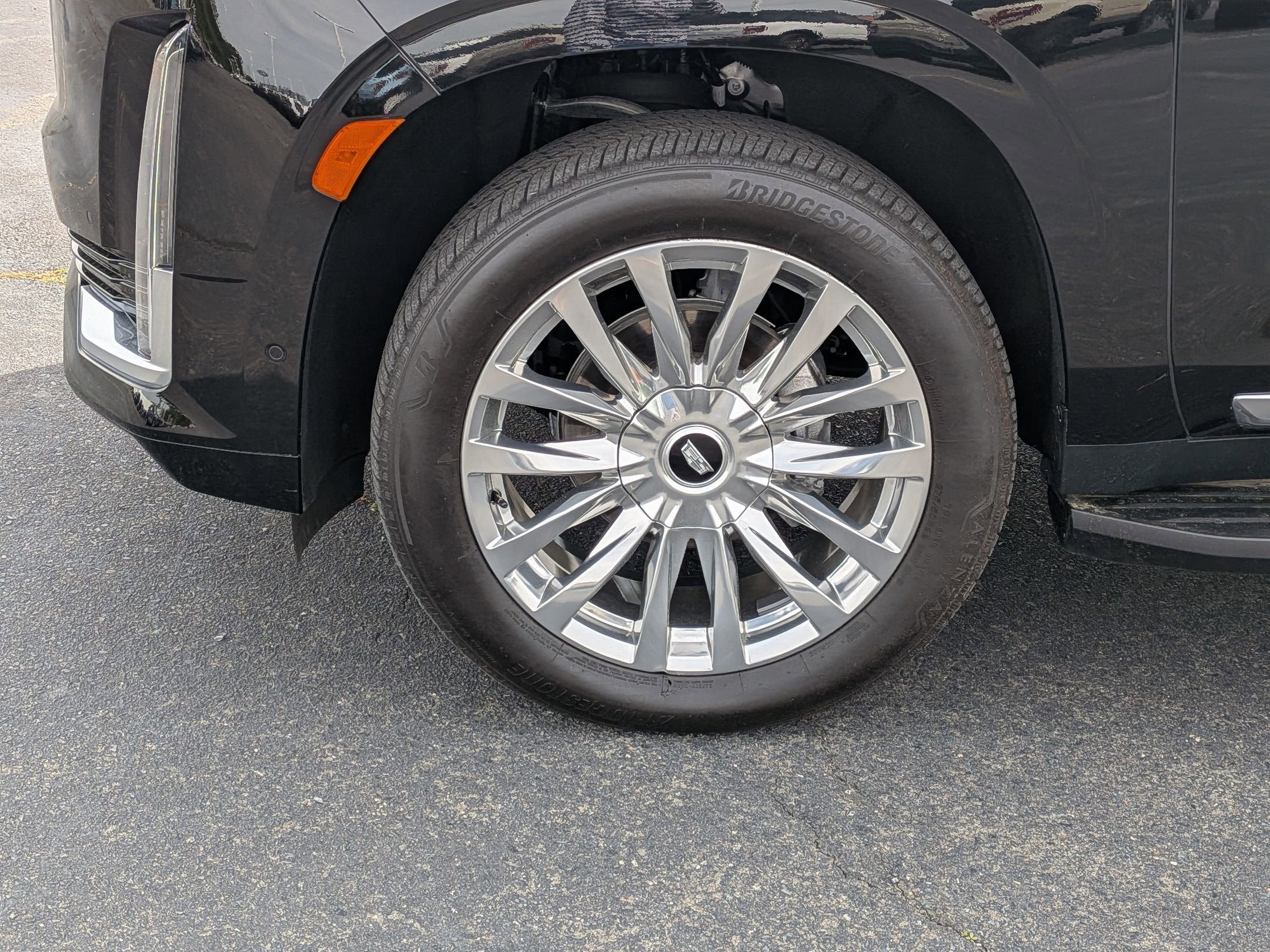 2023 Cadillac Escalade ESV 4WD Premium Luxury