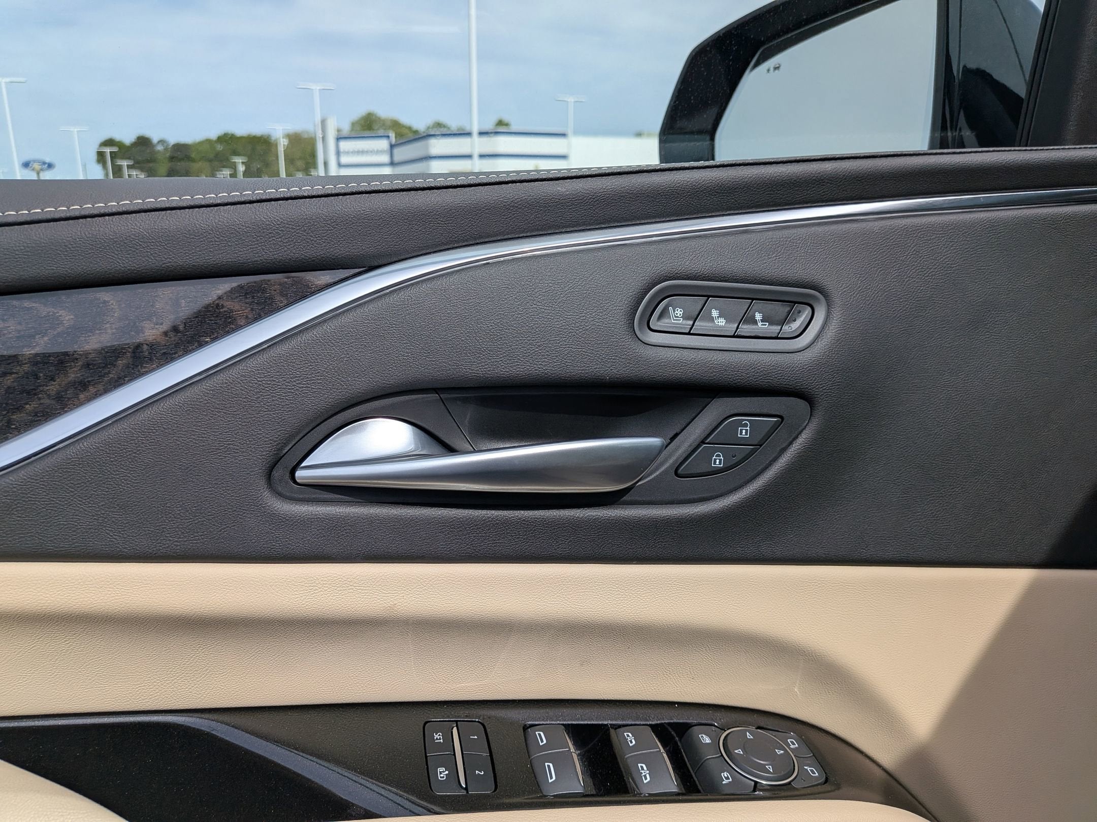 2023 Cadillac Escalade ESV 4WD Premium Luxury