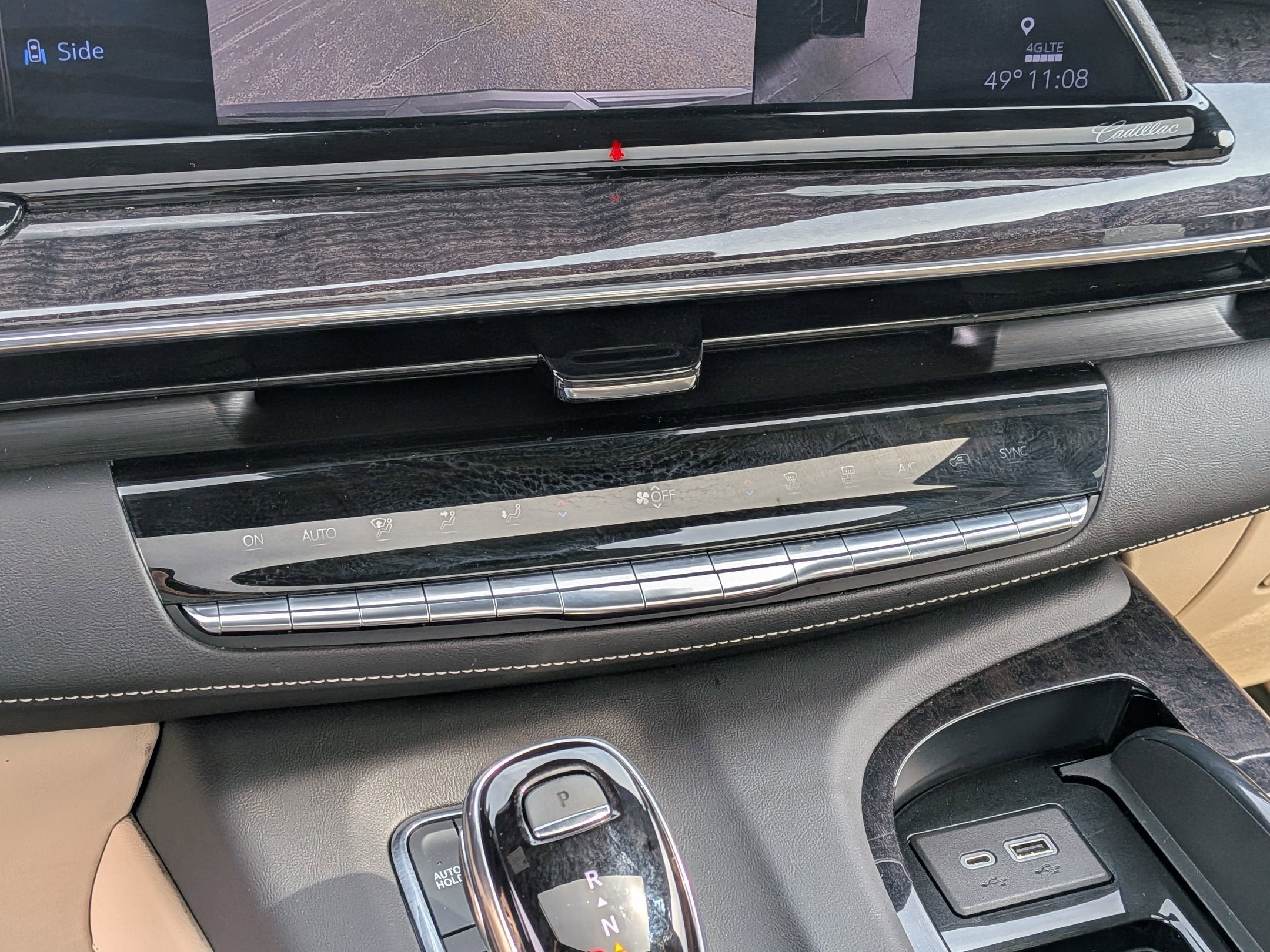 2023 Cadillac Escalade ESV 4WD Premium Luxury