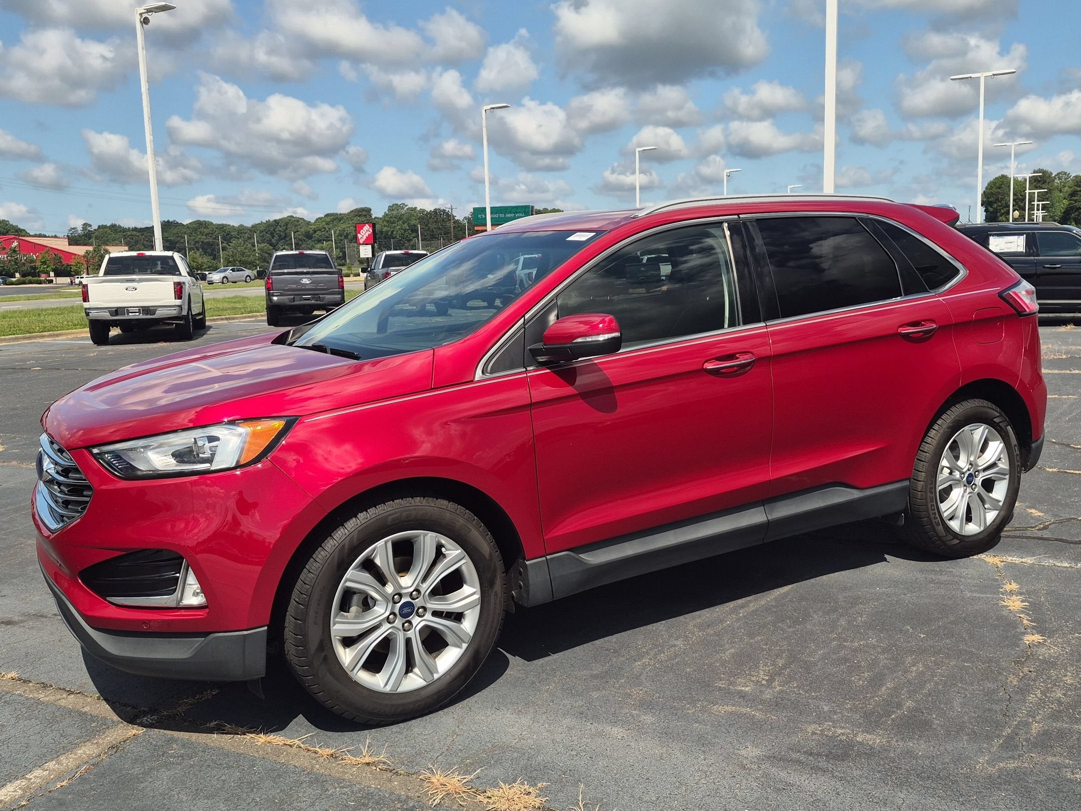 2020 Ford Edge Titanium