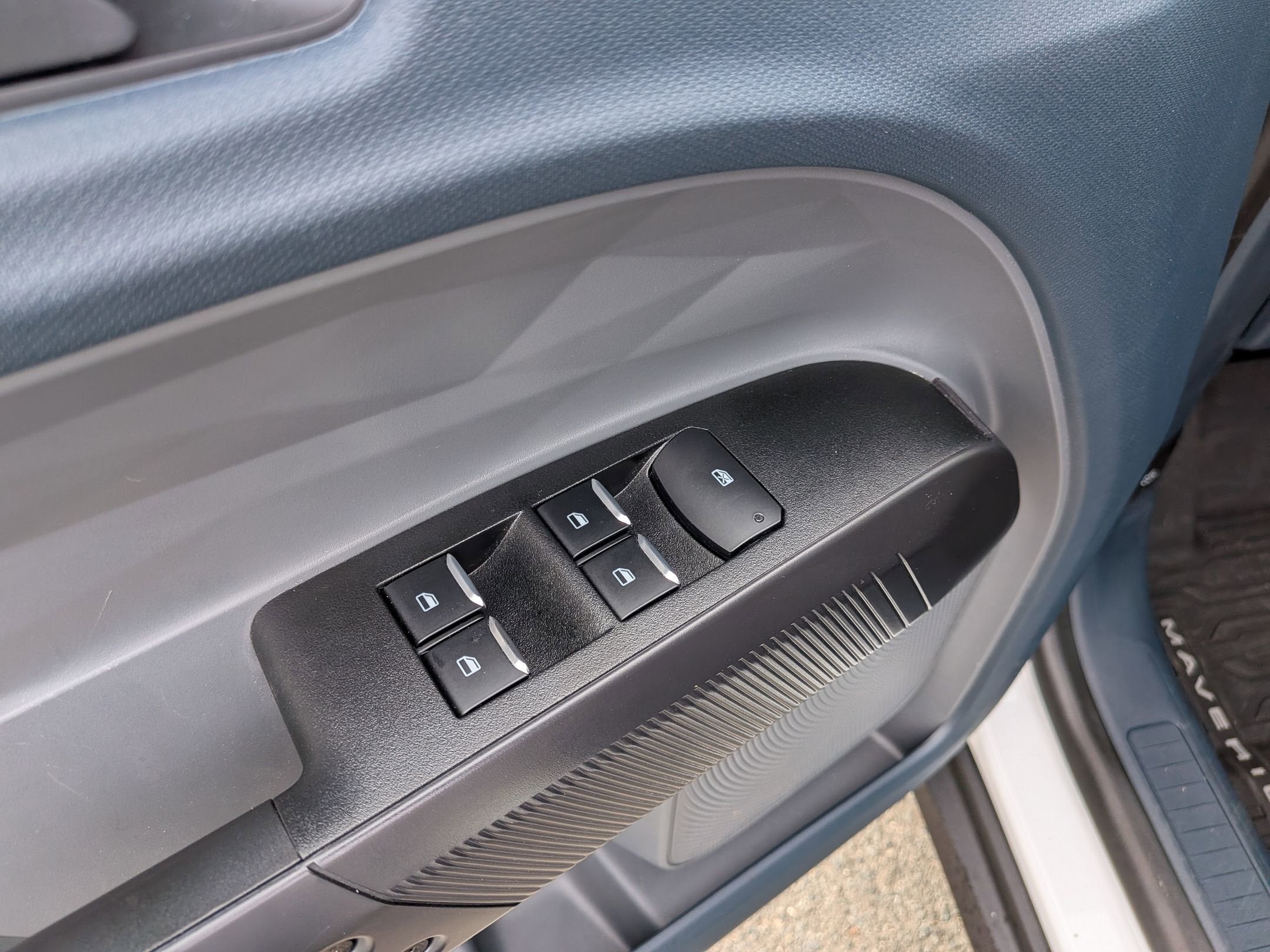 2025 Ford Maverick XL