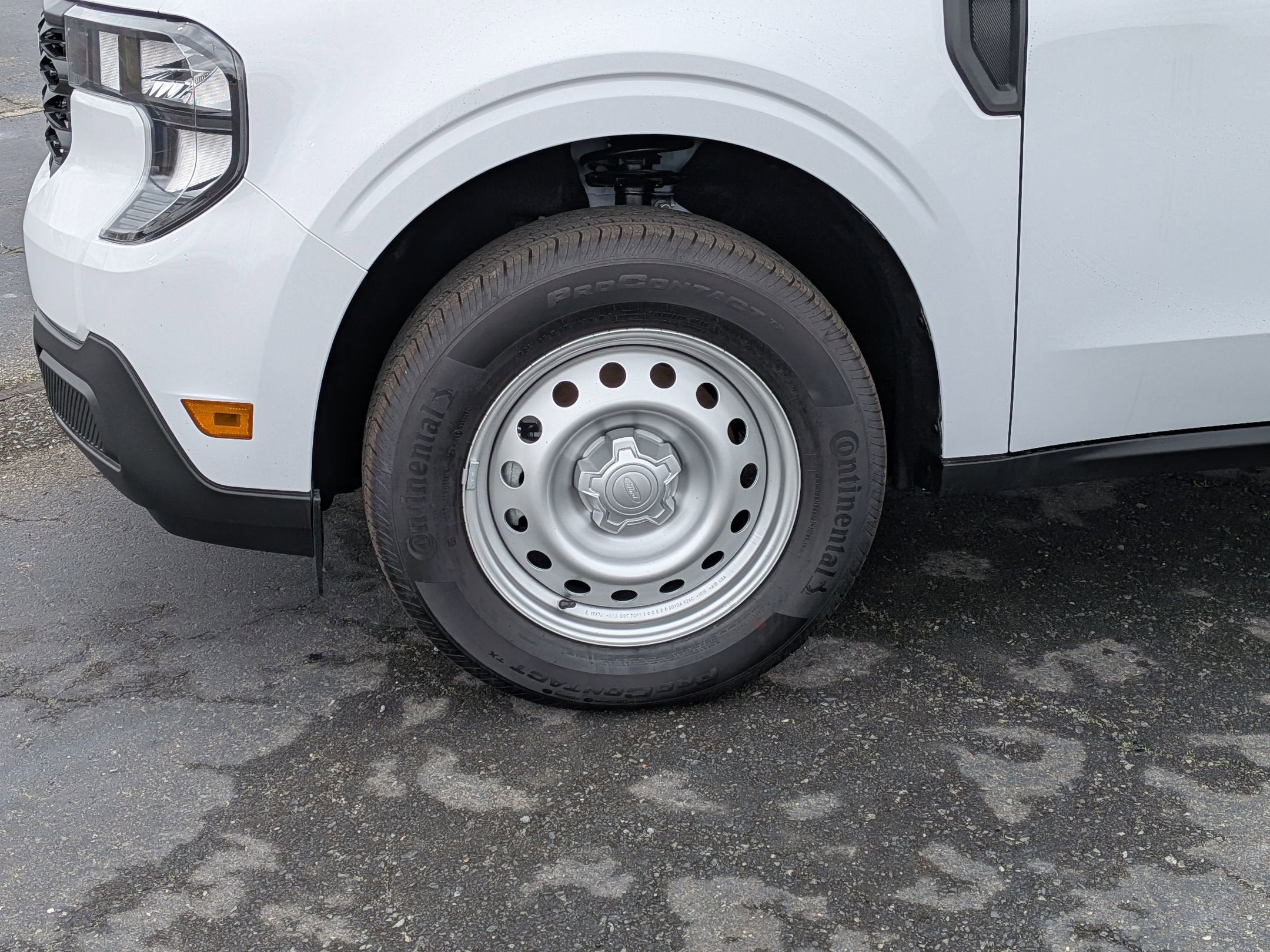 2025 Ford Maverick XL