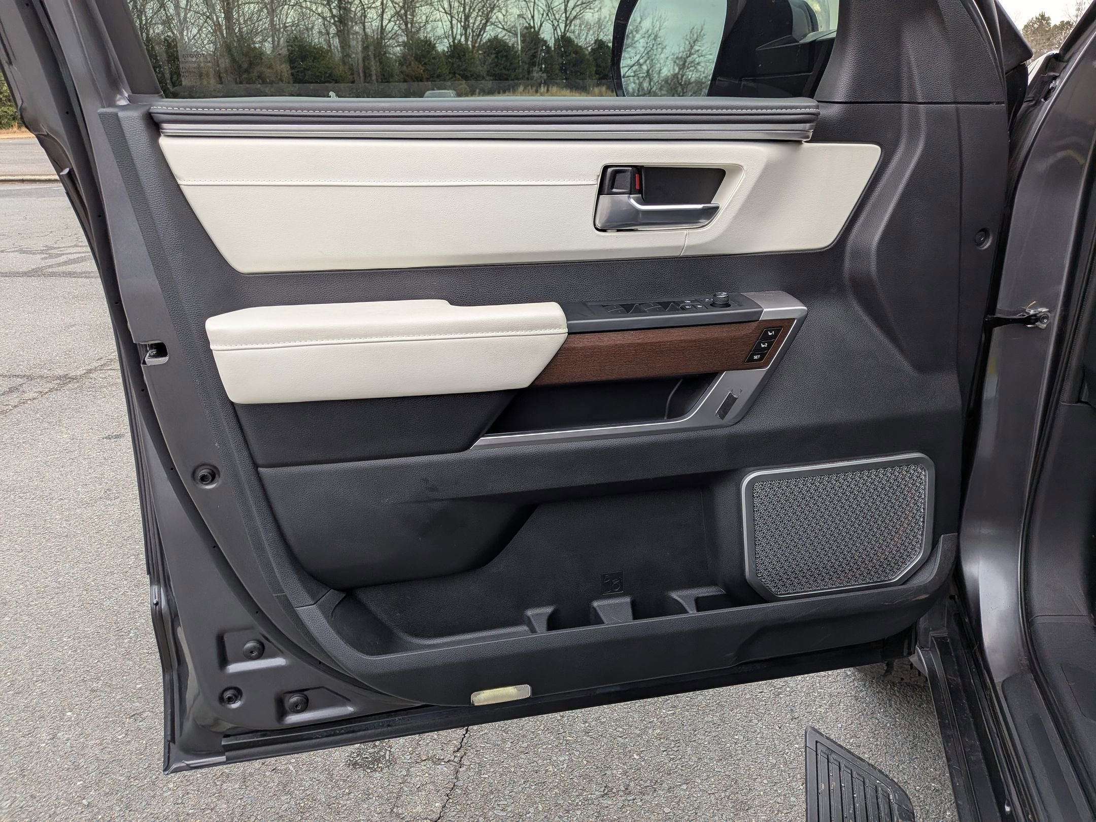 2023 Toyota Tundra 4WD Capstone Hybrid