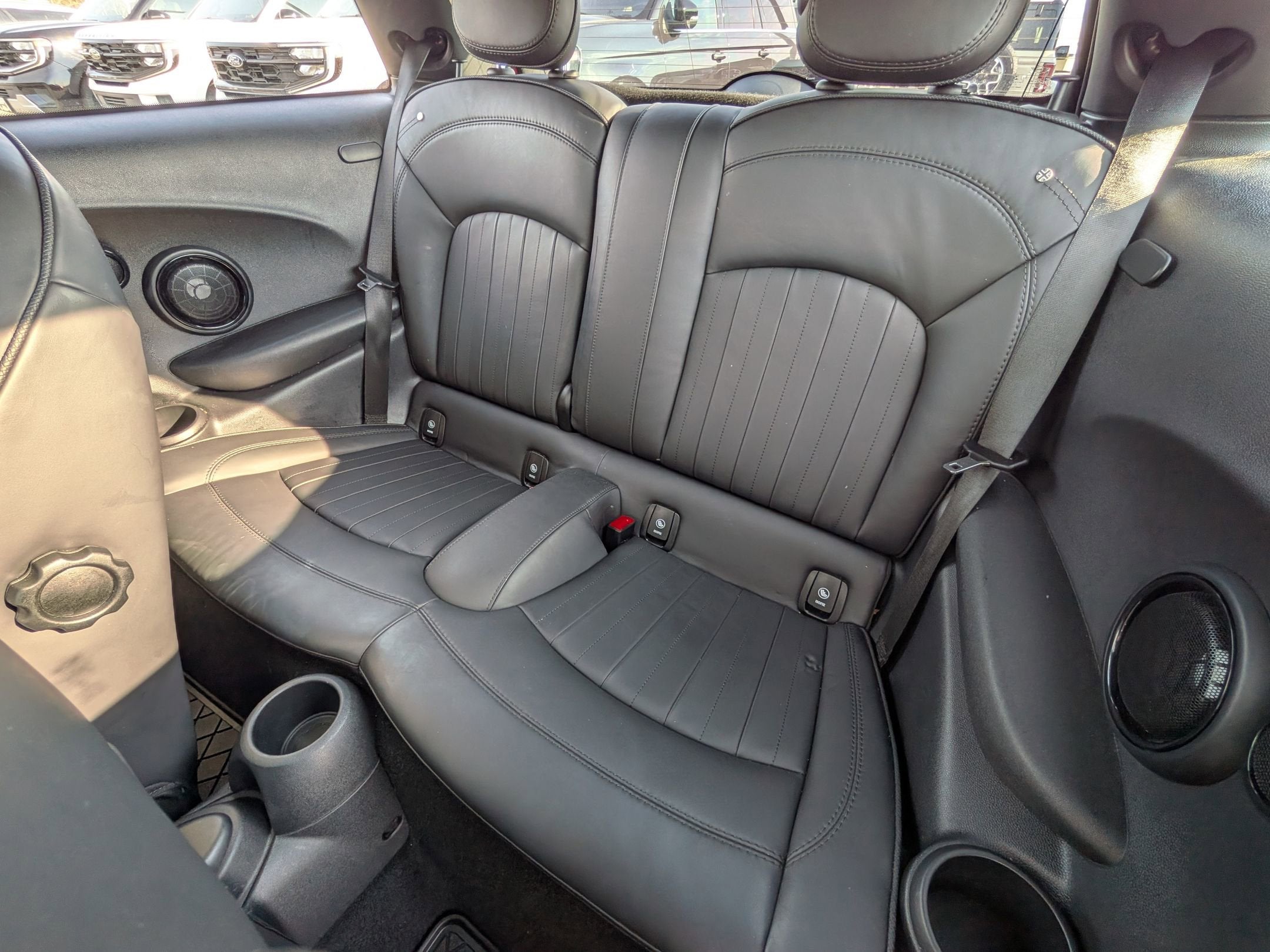 2023 MINI Hardtop 2 Door Cooper SE Signature