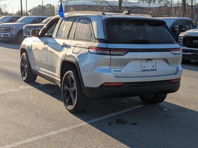 2023 Jeep Grand Cherokee Altitude