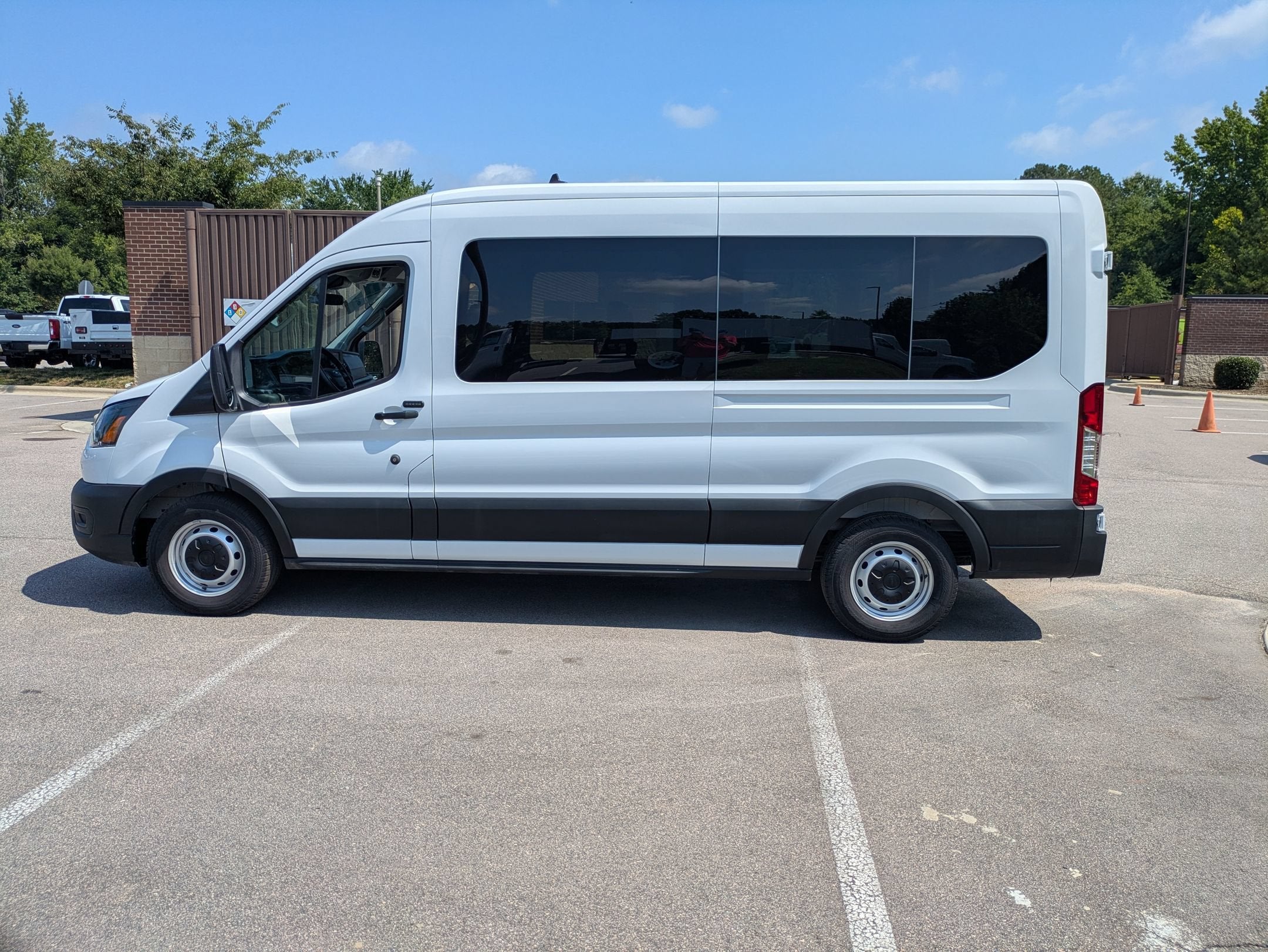 2025 Ford Transit Passenger Wagon XL