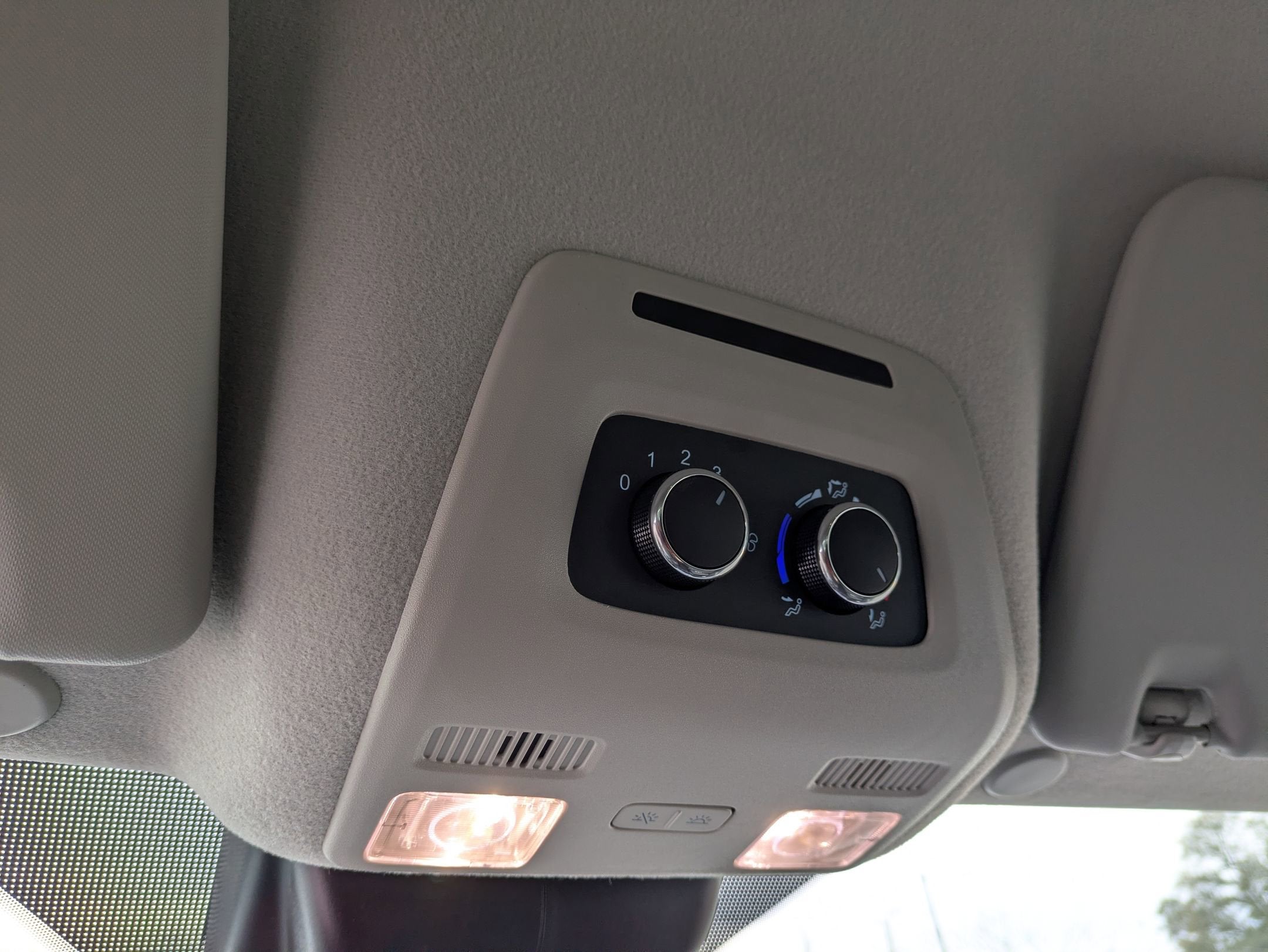 2026 Ford Transit Passenger Wagon XL