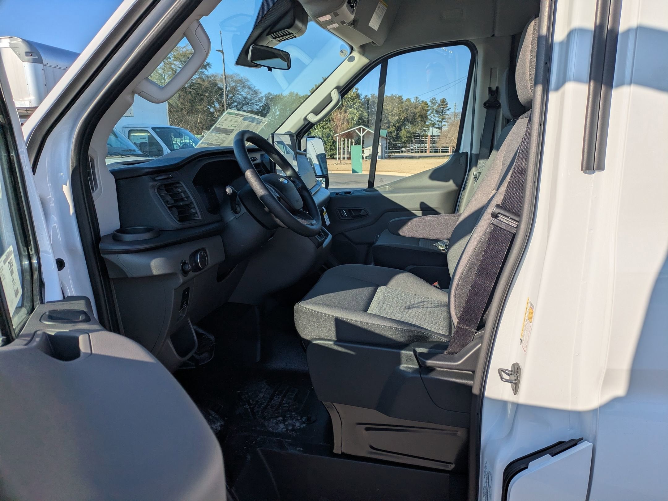 2026 Ford Transit Passenger Wagon XL