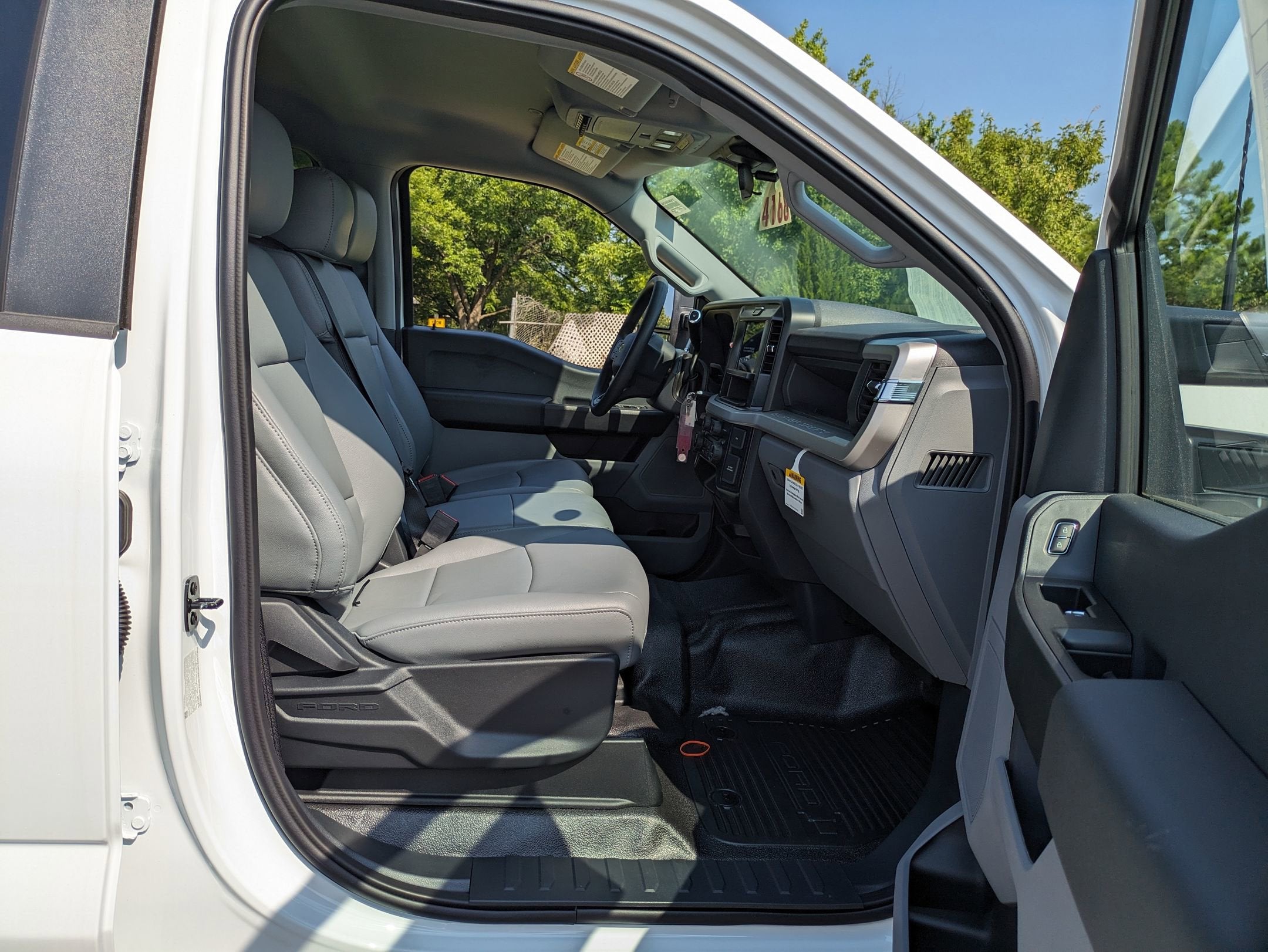 2025 Ford Super Duty F-450 DRW XL