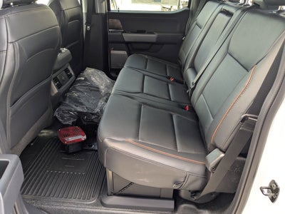 2026 Ford Super Duty F-450 DRW LARIAT