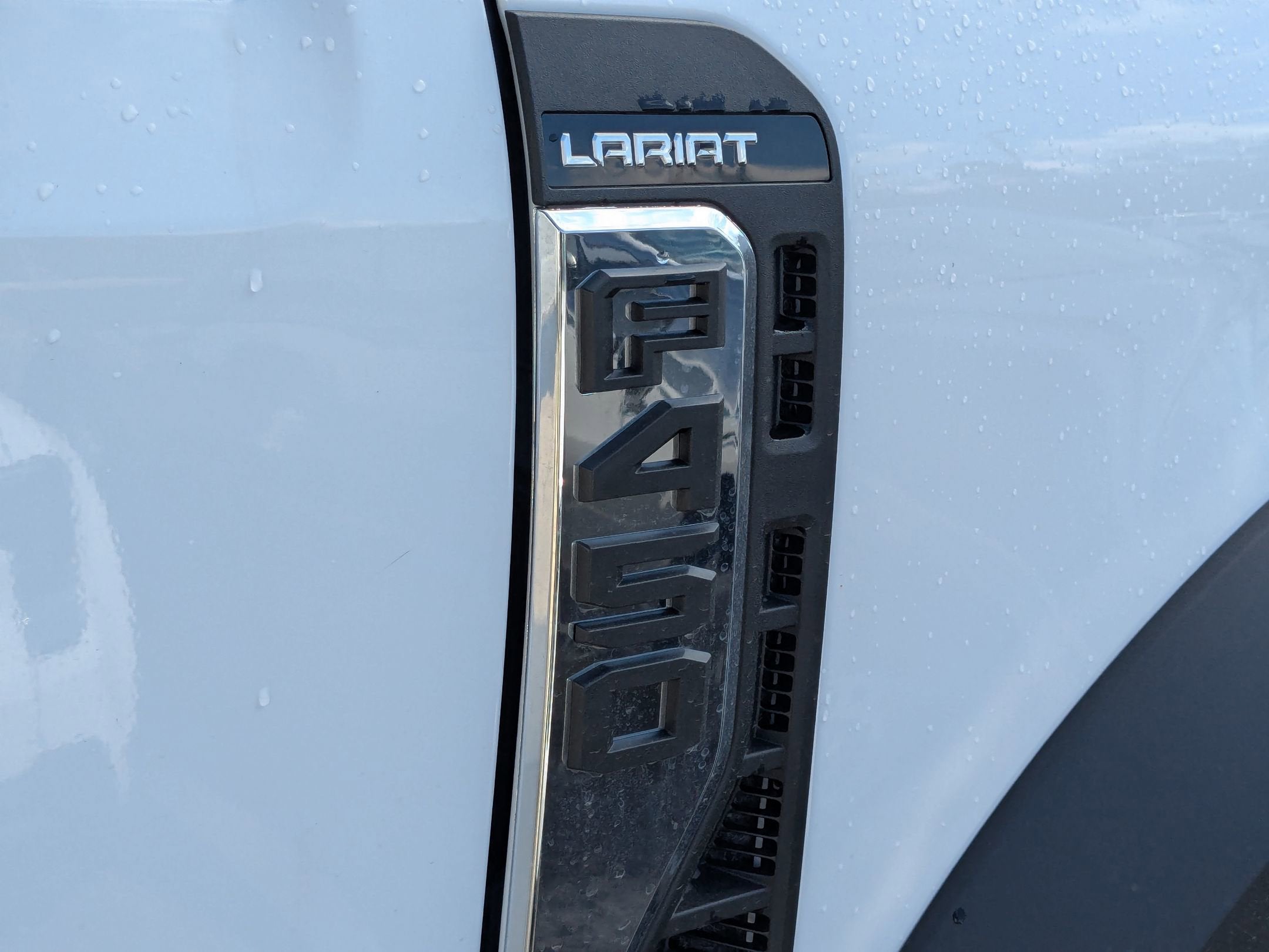 2026 Ford Super Duty F-450 DRW LARIAT
