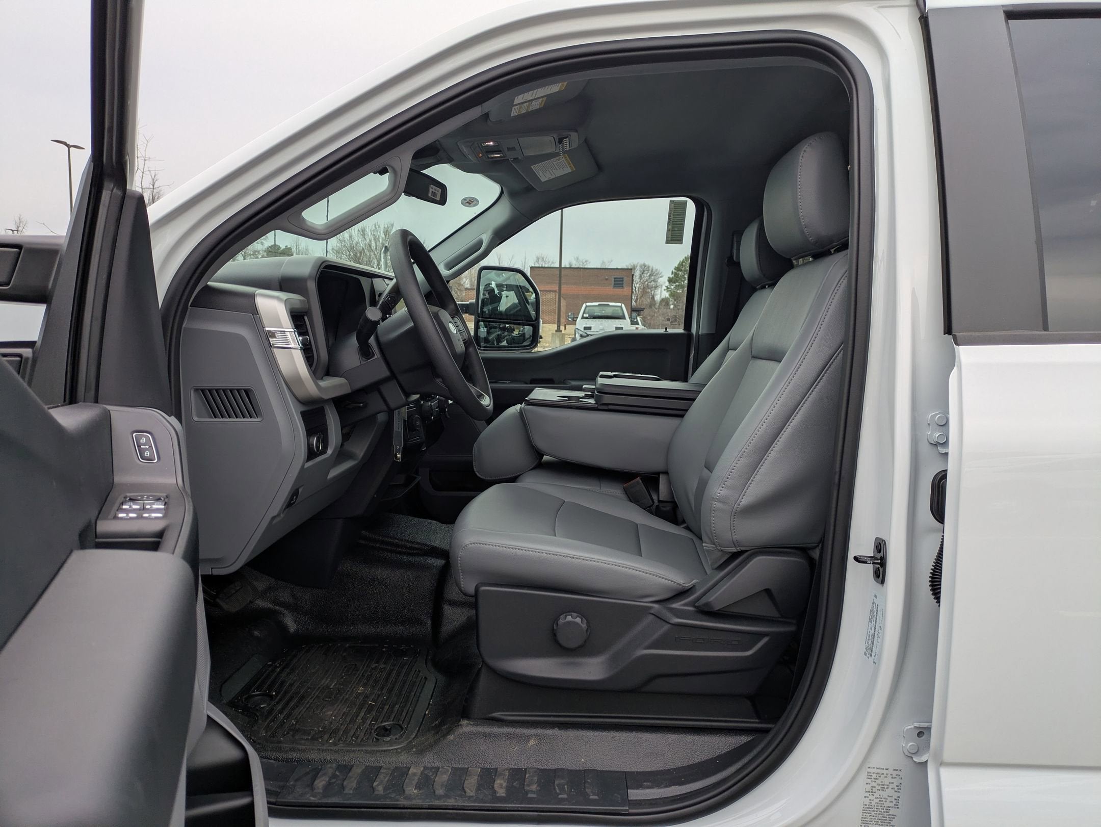 2026 Ford Super Duty F-550 DRW XL