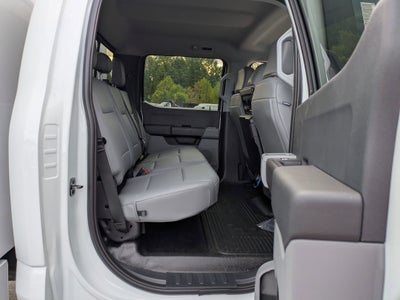 2025 Ford Super Duty F-550 DRW XL